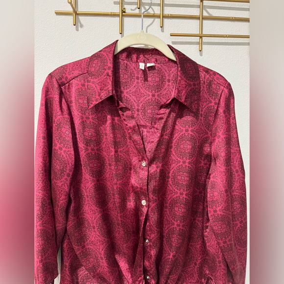 Cato Women’s size medium button down blouse - Picture 3 of 3